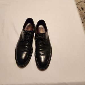 Allen Edmonds Cap Toe shoes. Black Size 9.5
